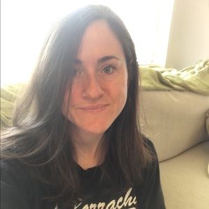 Meet your Posher, Adrianne